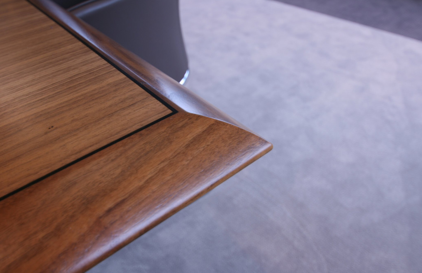 Gordon Russell | William Hands